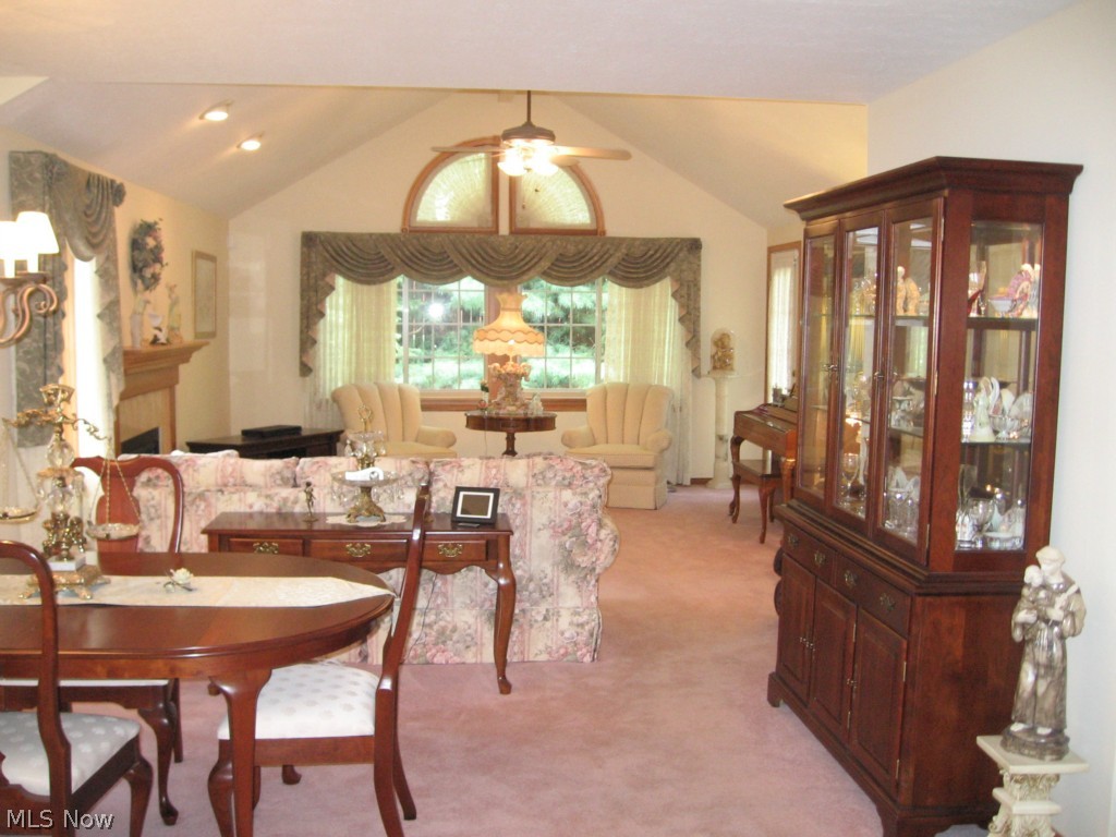 Robin Ridge Condo - Residential