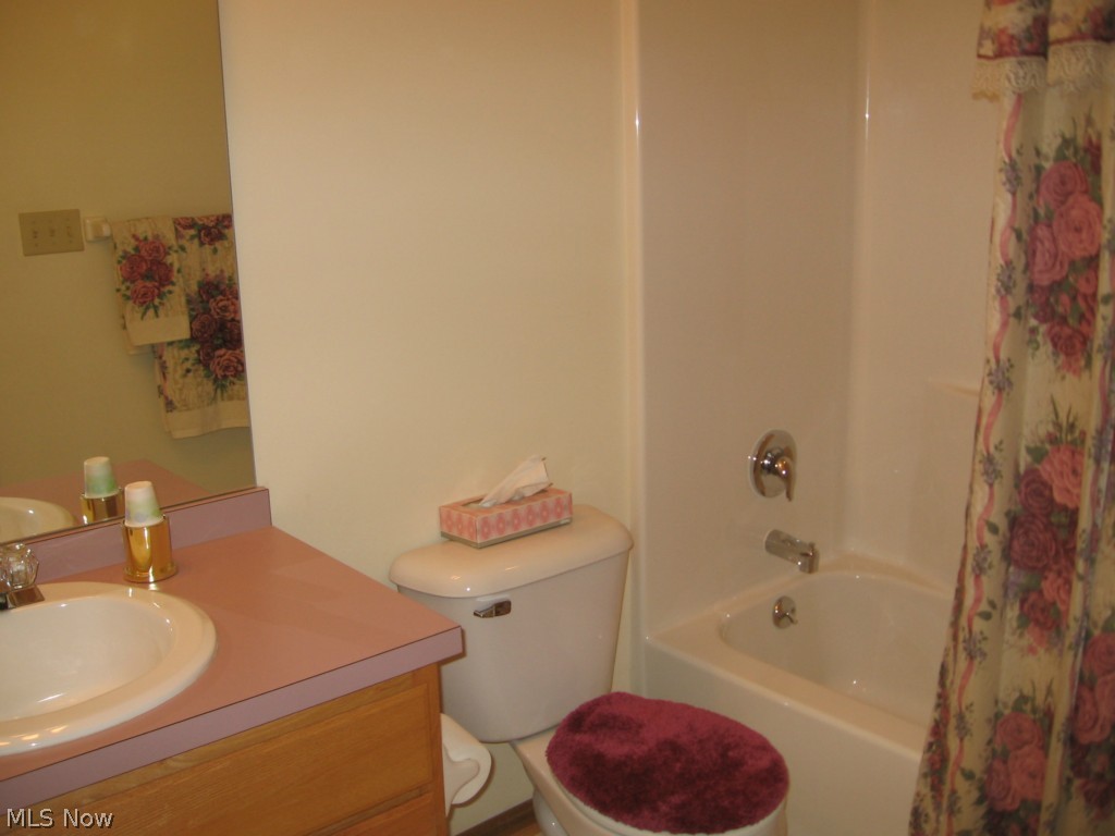 Robin Ridge Condo - Residential