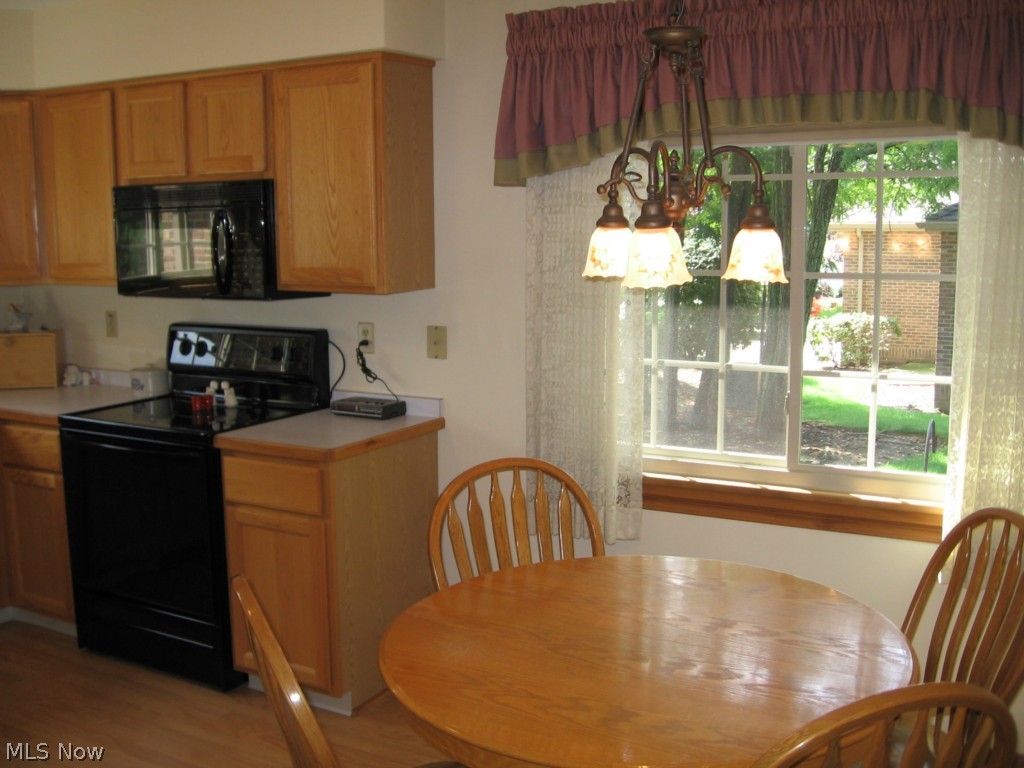 Robin Ridge Condo - Residential