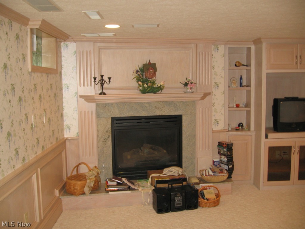 Robin Ridge Condo - Residential