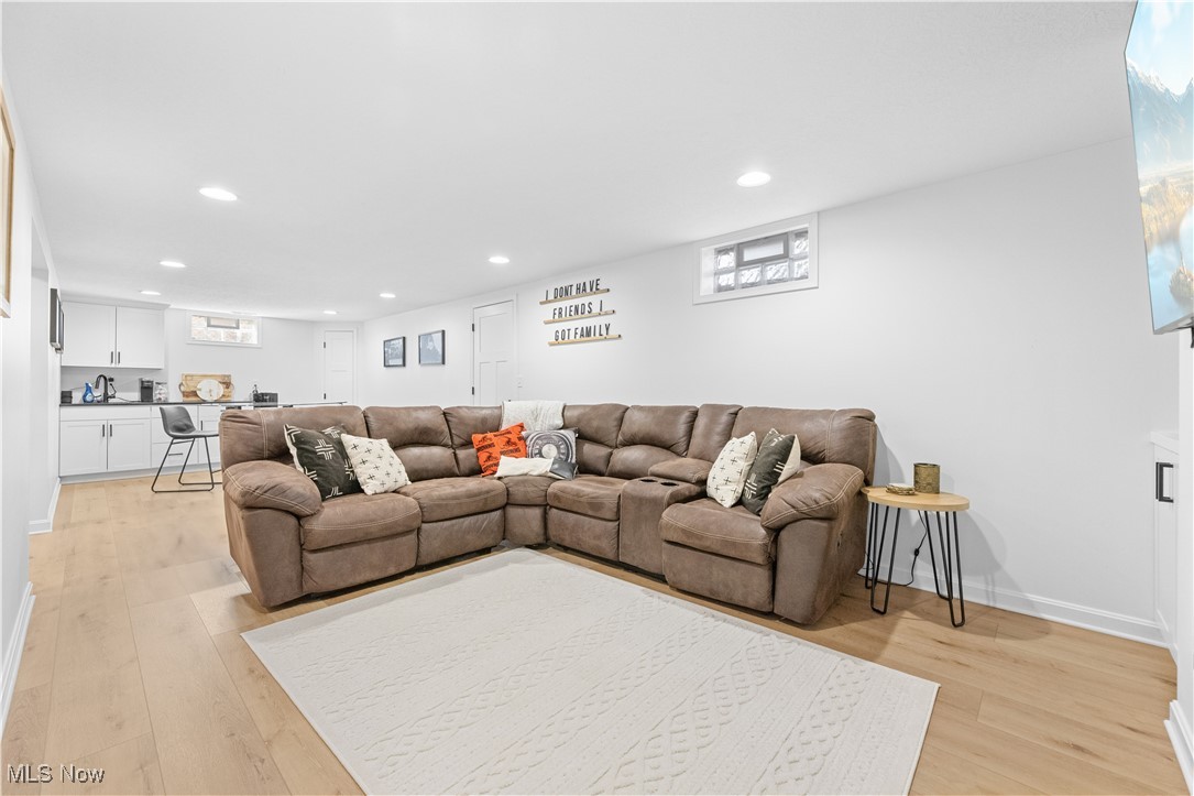 1224 Midland Avenue, New Franklin, Ohio image 36