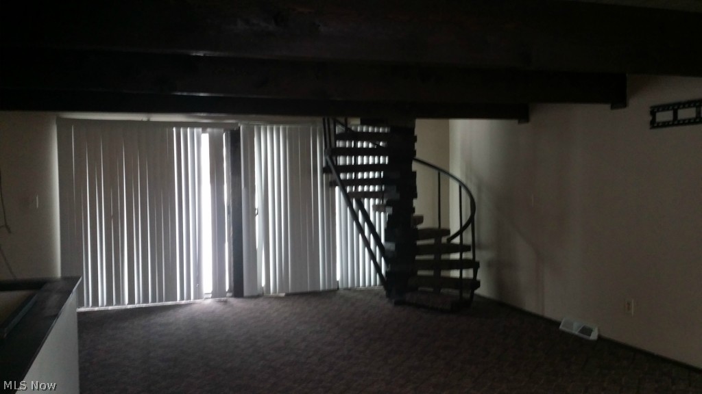 Penguin Condo - Residential Lease