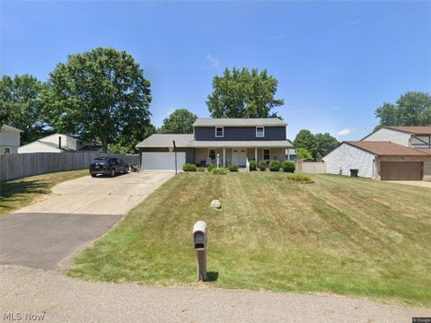 Homes For Sale - 9551 Pheasant Valley Avenue<br/> Uniontown, OH 44685