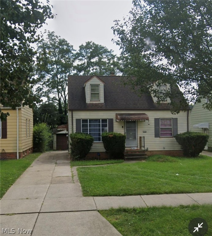 3 bedroom bungalow in move in condition. Great starter home/investment property! Lots of closets and storage. Spacious upstairs bedroom. Deck on the back of the house. Close to transportation and shopping. Priced to sell! Being sold as-is.