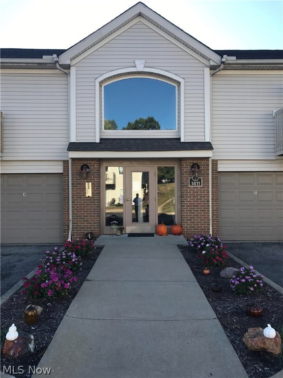 Brookledge Commons Condos - Residential Lease