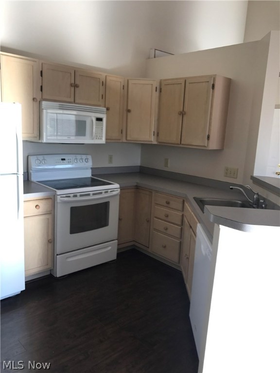 Brookledge Commons Condos - Residential Lease