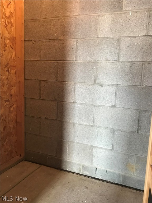 Brookledge Commons Condos - Residential Lease