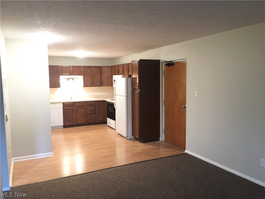 Housley - Residential Lease
