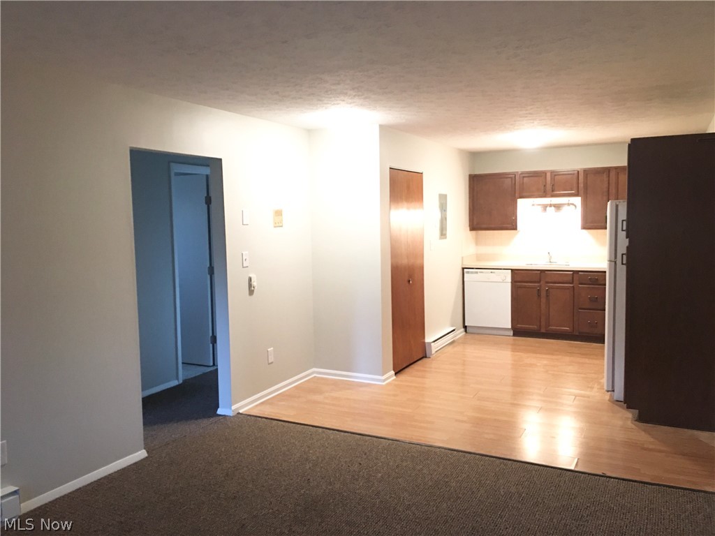 Housley - Residential Lease