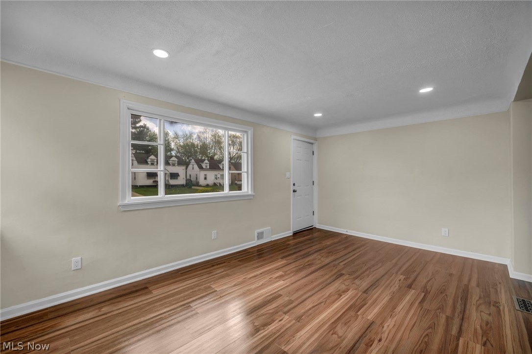 Hank S & Maresh S - Residential