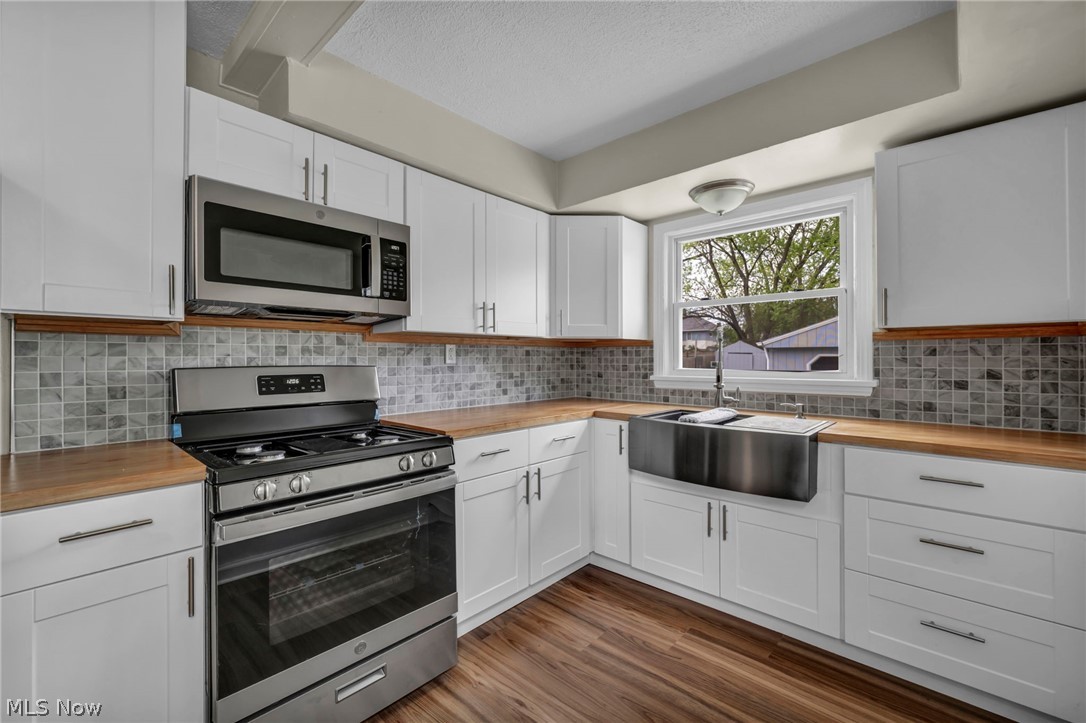 Hank S & Maresh S - Residential