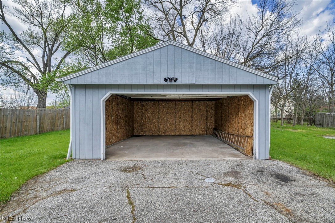 Hank S & Maresh S - Residential
