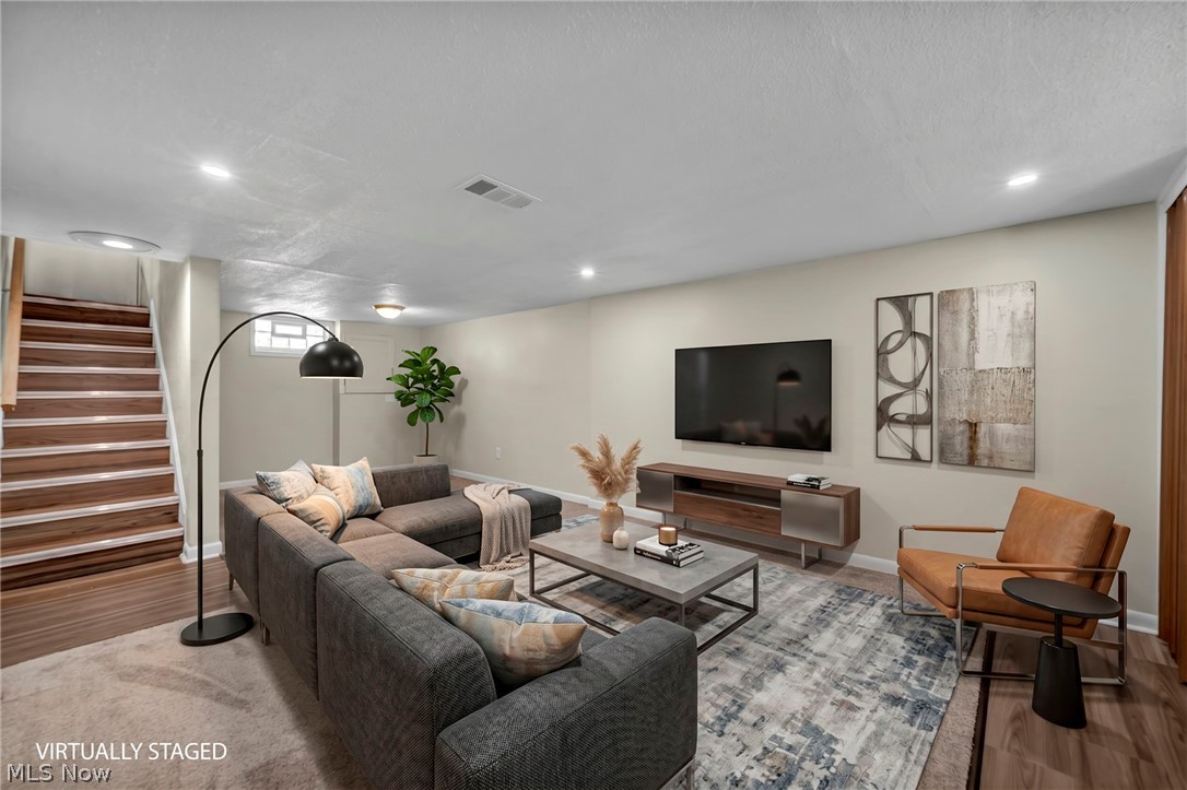 Hank S & Maresh S - Residential