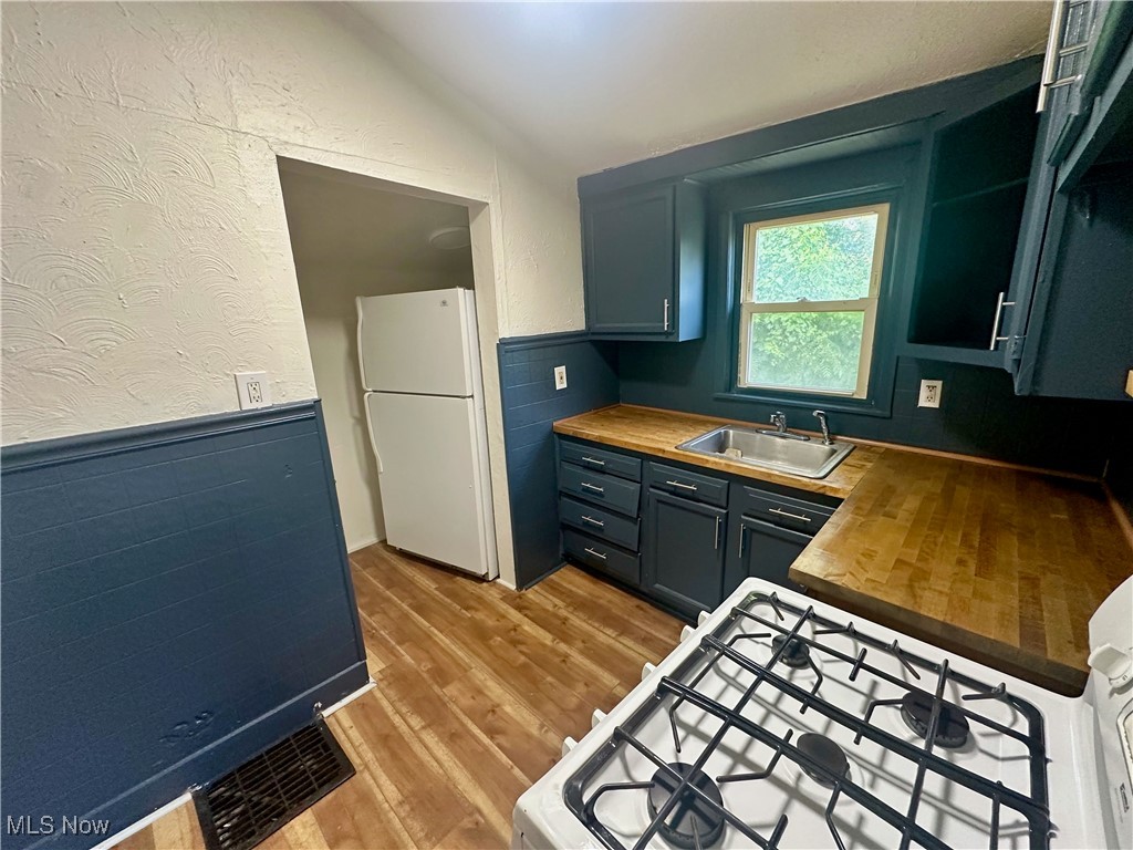 Perkins Add - Residential Lease