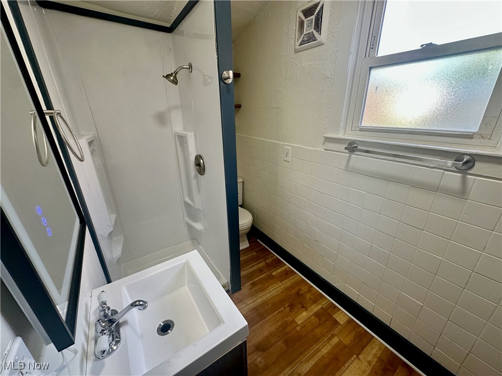 Perkins Add - Residential Lease