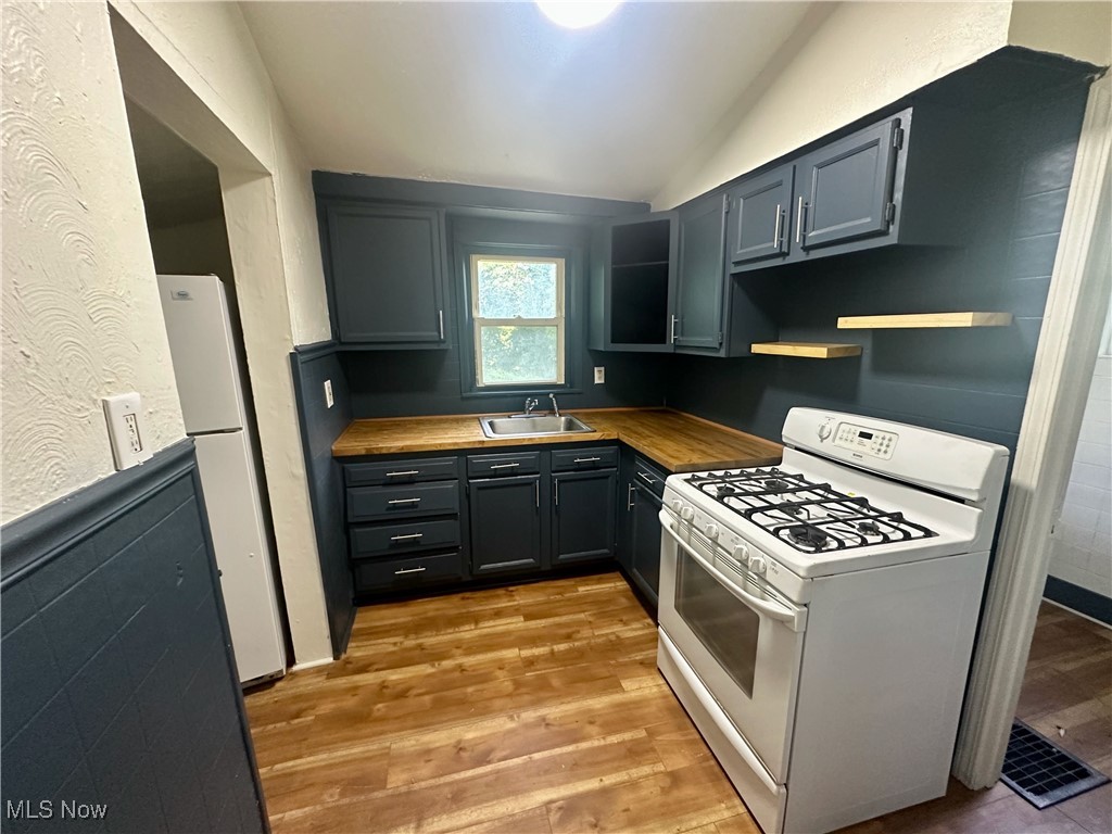 Perkins Add - Residential Lease