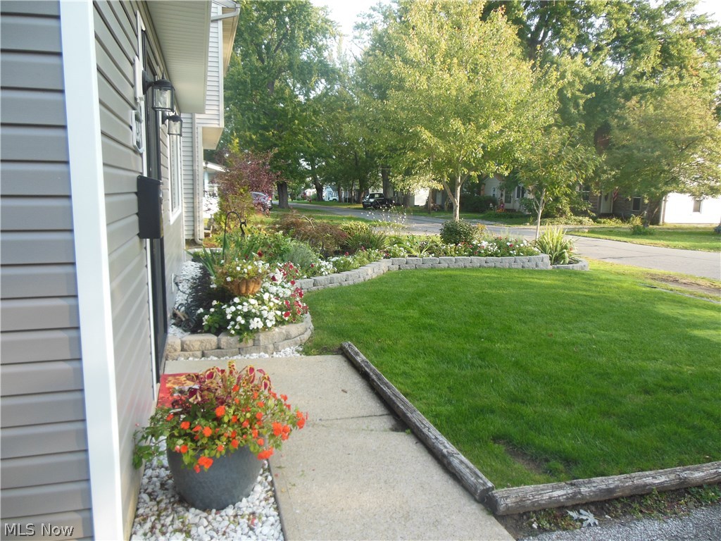 Arrowhead Beach - Residential