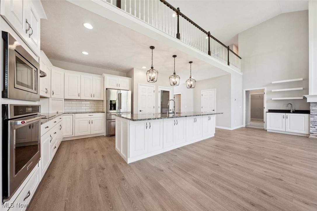 31430 Pier W, Avon Lake, Ohio image 11