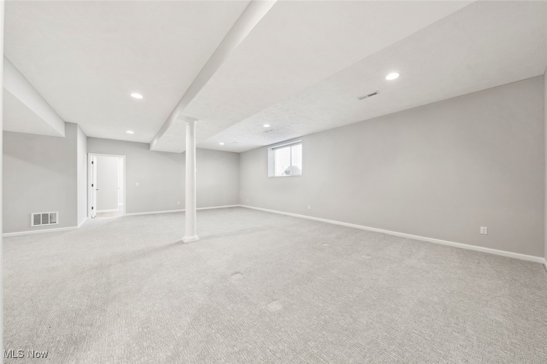 31430 Pier W, Avon Lake, Ohio image 35