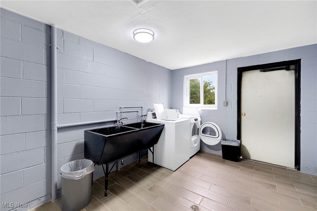 Crown - Residential Lease