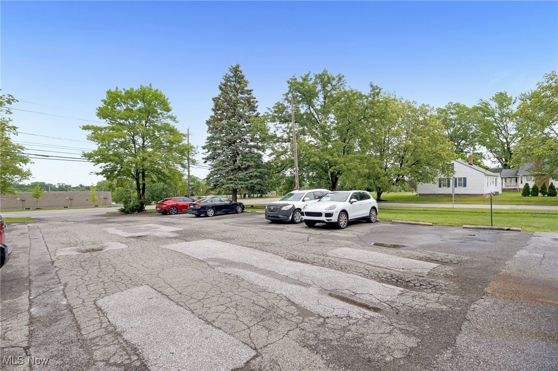 24325 Detroit Road 101 B
