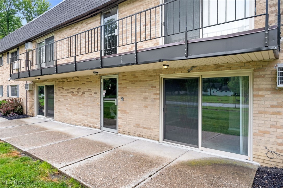 24325 Detroit Road 101 B