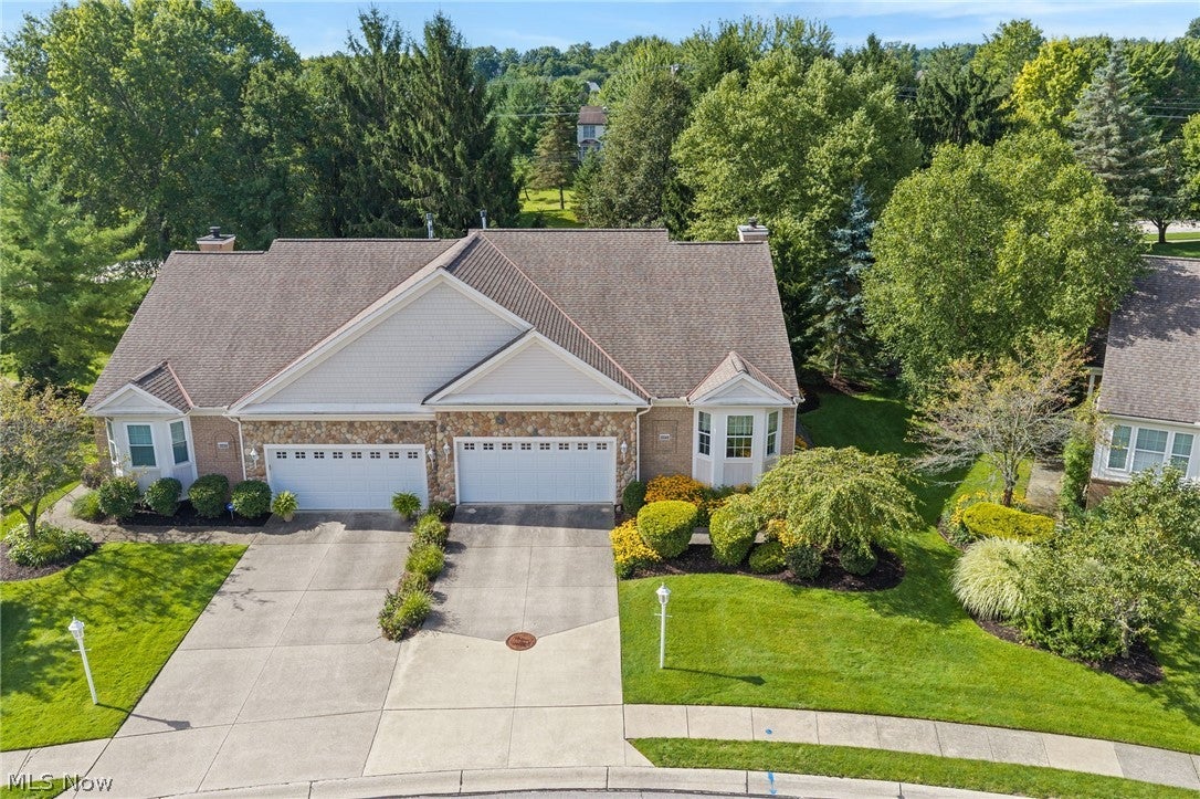 9848 Country Club Circle