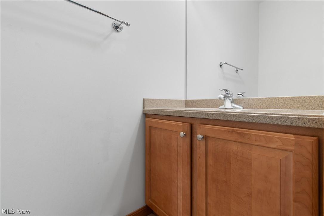 Briarthorn Condos Ph 03h - Residential