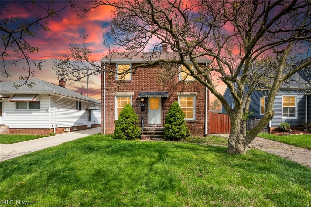 Photo of 14018 Liberty Avenue, Cleveland, OH 44135 (MLS # 5201326)