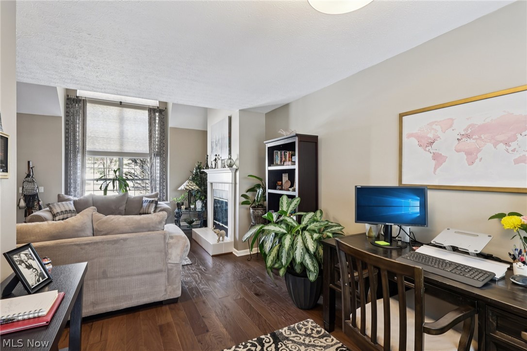 Settlers Village Condo - Residential