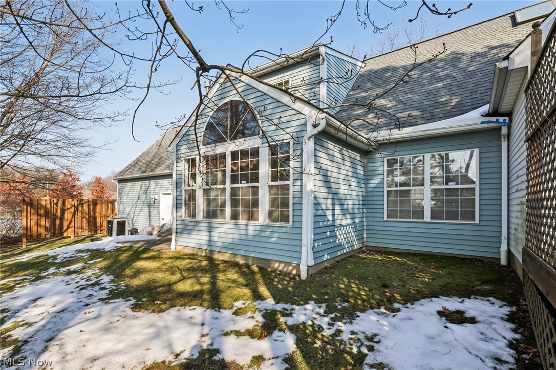 Settlers Village Condo - Residential