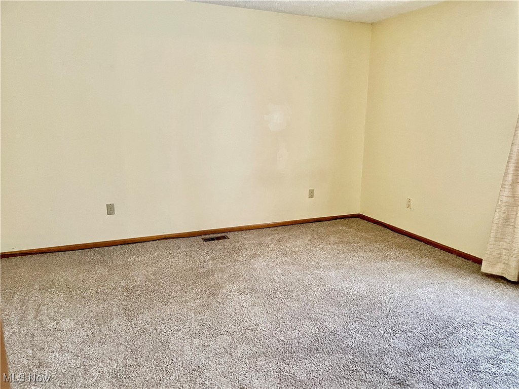 Cedar Glen Condo - Residential