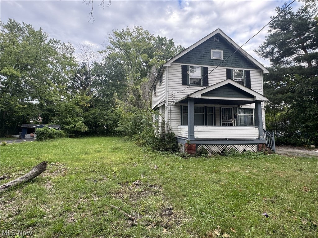 905 E 143rd Street