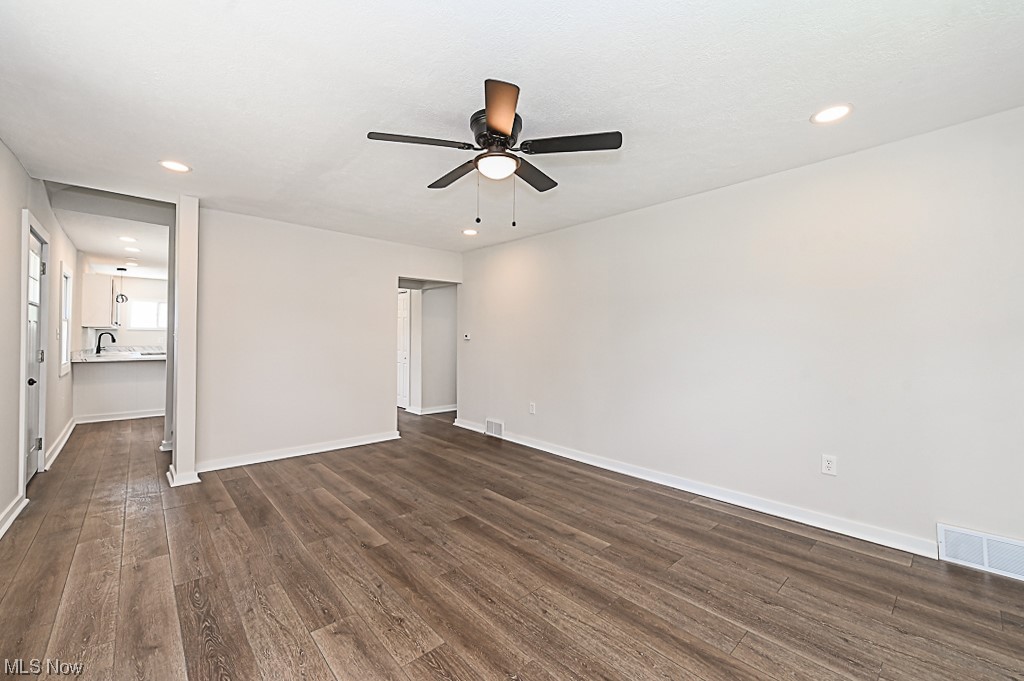 Village/Lakemore 07 - Residential