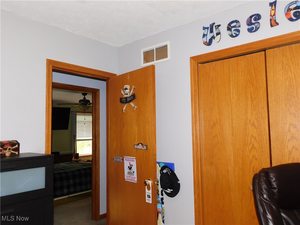 3875 Park Ridge Drive, Uniontown, Ohio image 22
