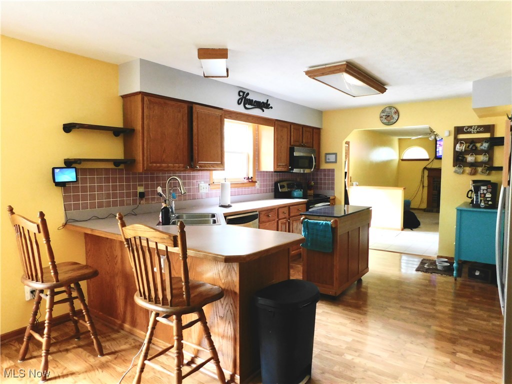 3875 Park Ridge Drive, Uniontown, Ohio image 5