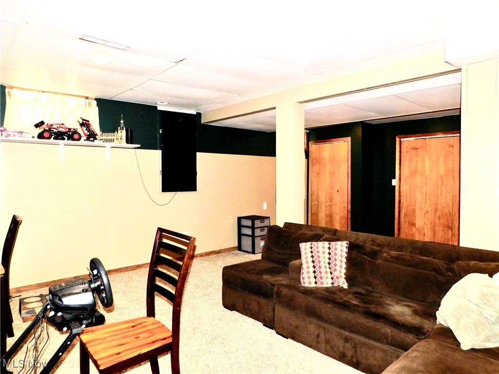 3875 Park Ridge Drive, Uniontown, Ohio image 24