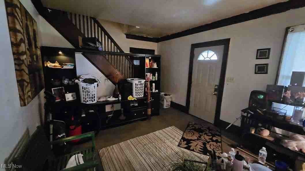 702 W Thornton Street