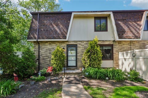 Photo for 35955 Lakeshore Boulevard C2