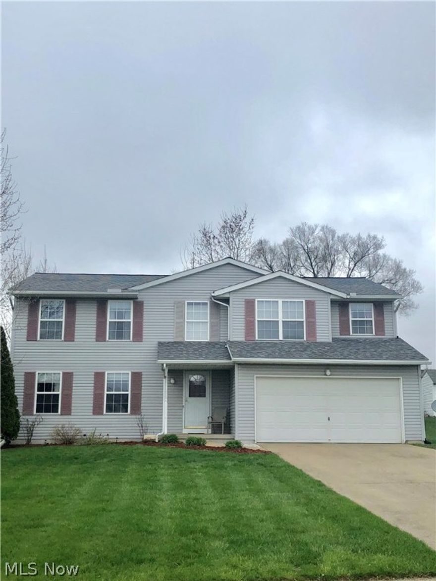 Great home in Jackson Twp.  This home has 3 bedrooms and 2.5 baths.  Schedule your appointment today to see this house.