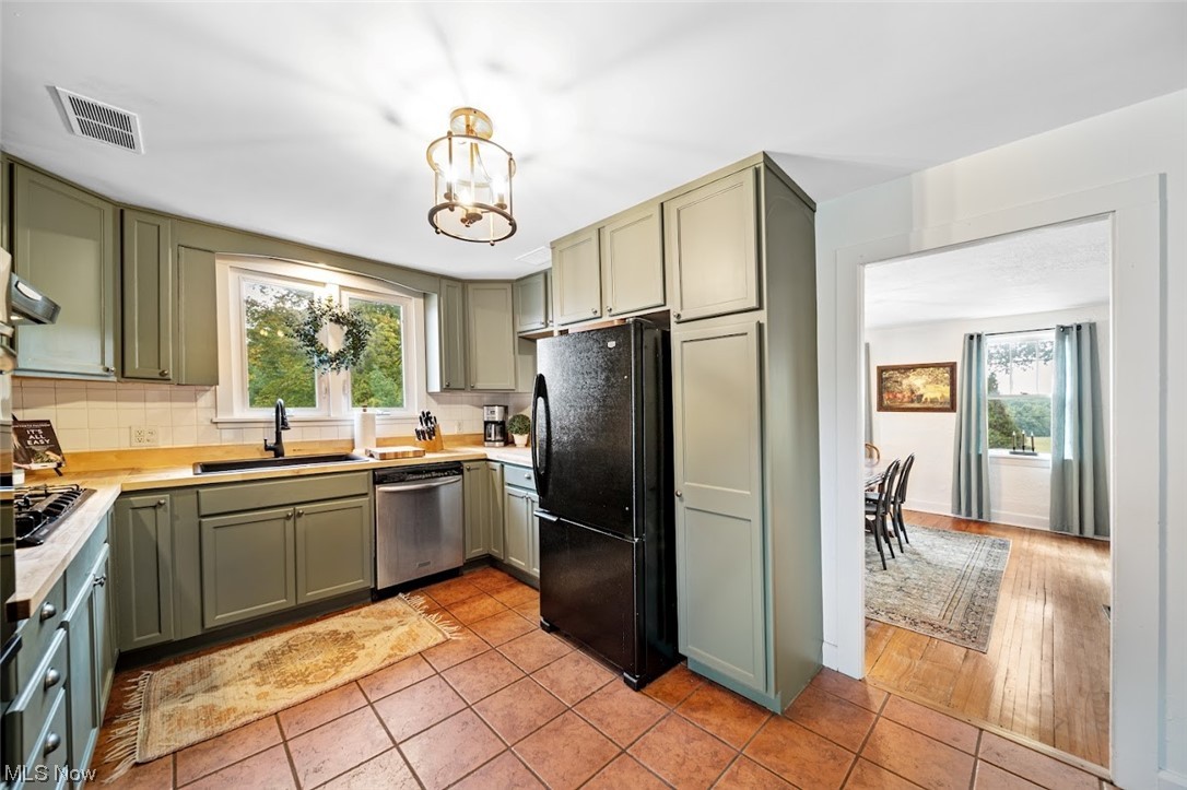 Village/Lakeville - Residential