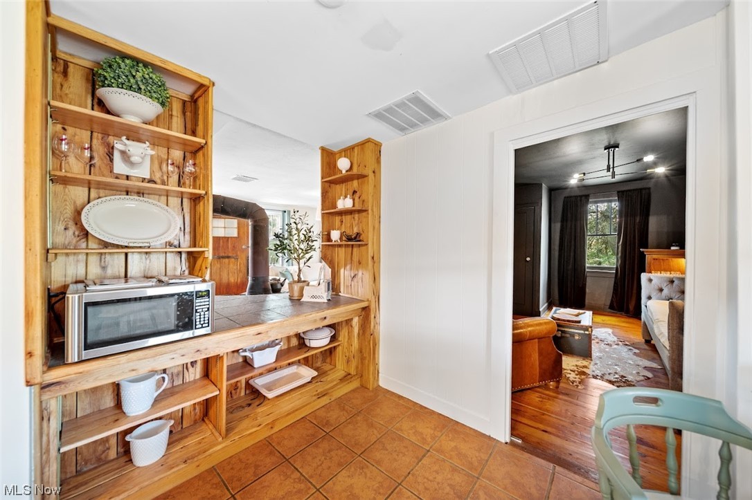 Village/Lakeville - Residential