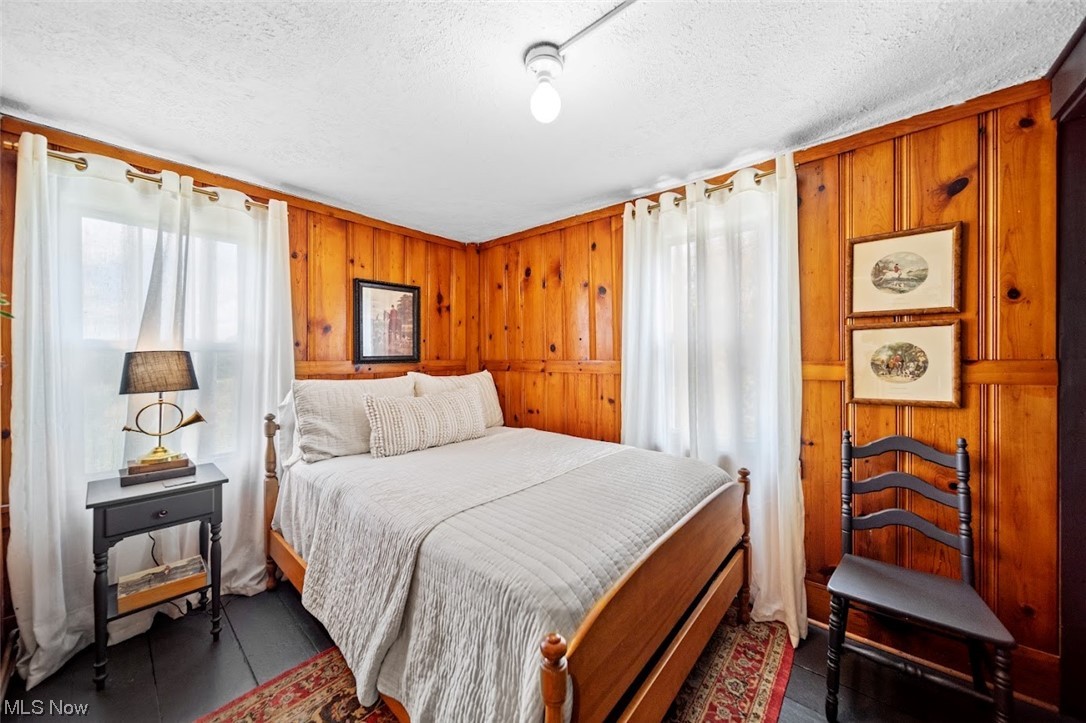 Village/Lakeville - Residential