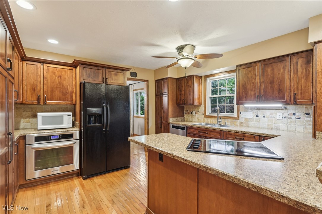 301 Windfall Lane, Wadsworth, Ohio image 4