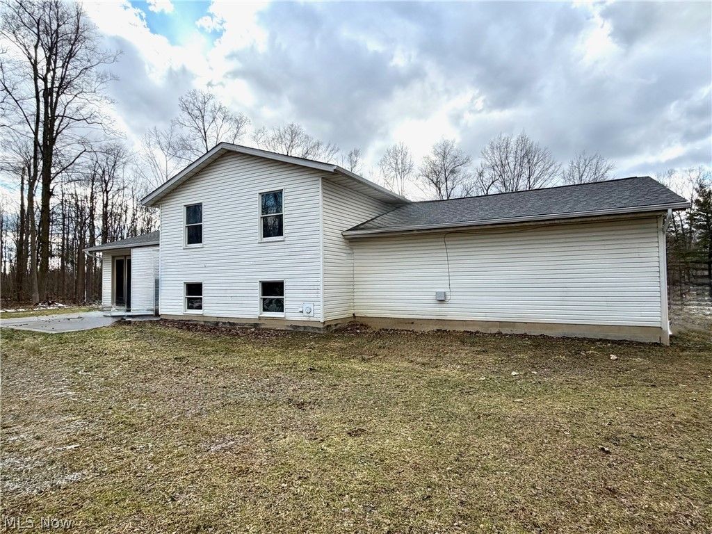 Photo of 9912 State Route 700, Mantua, OH 44255 (MLS # 5190630)