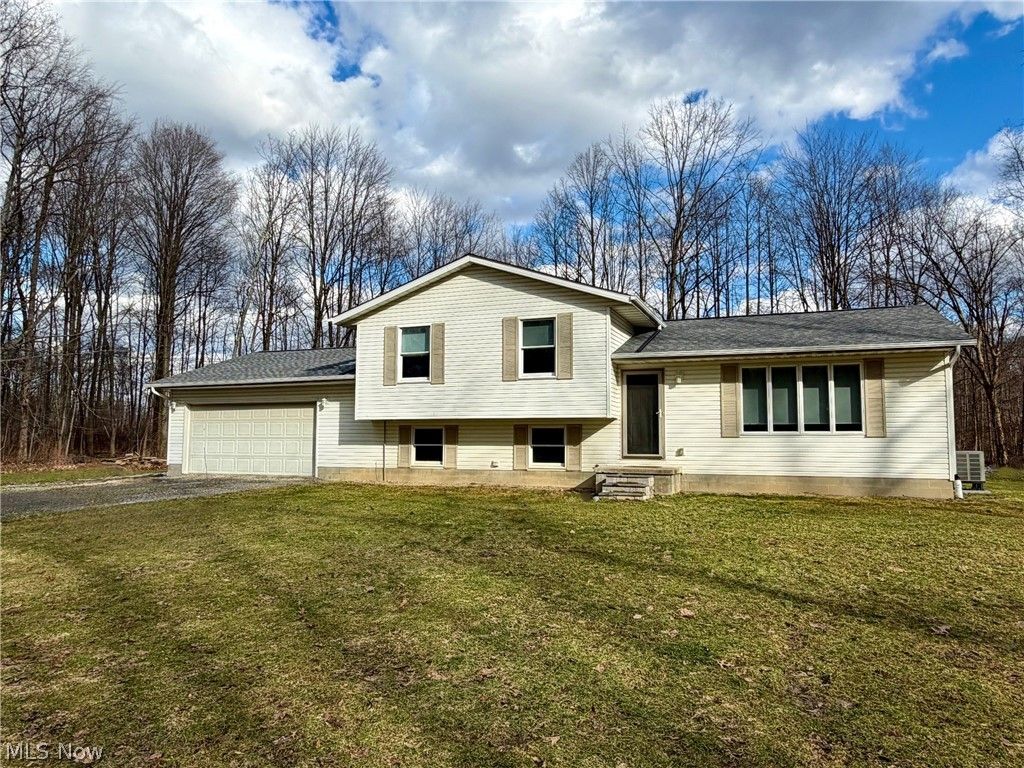 Photo of 9912 State Route 700, Mantua, OH 44255 (MLS # 5190630)