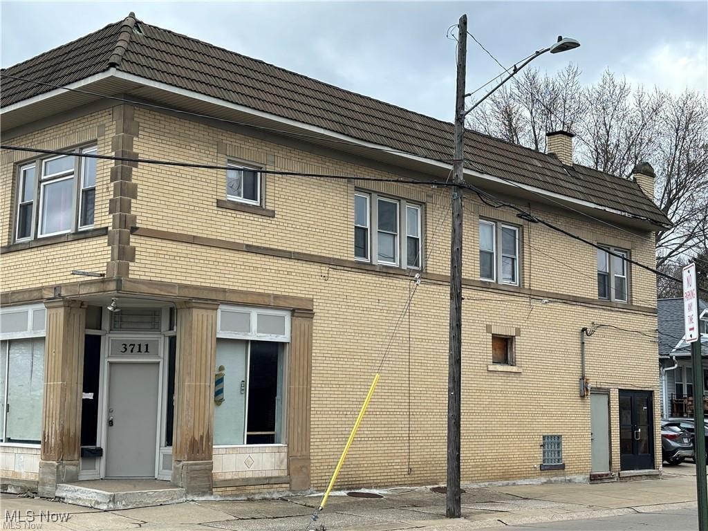 3711 W 140th Street