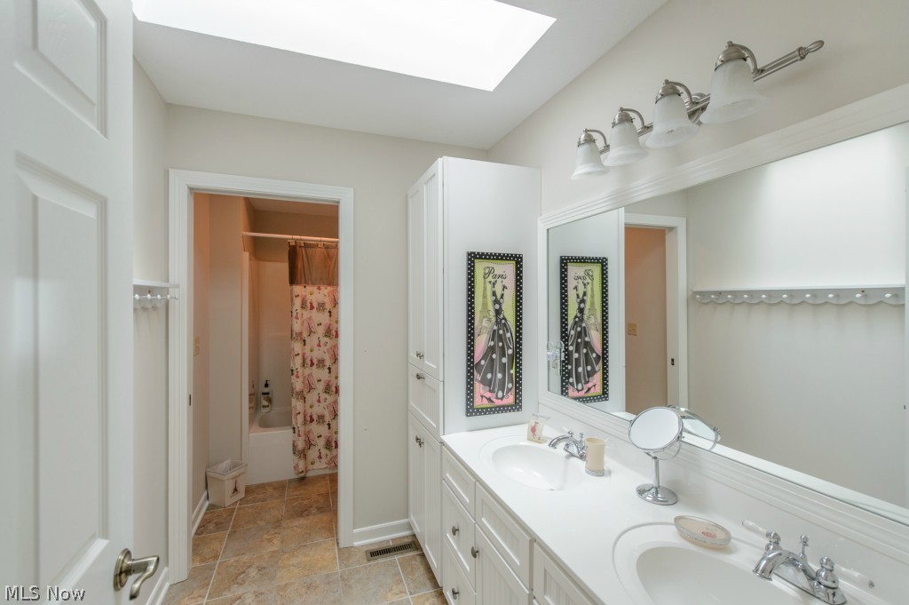 Saint James 03 - Residential