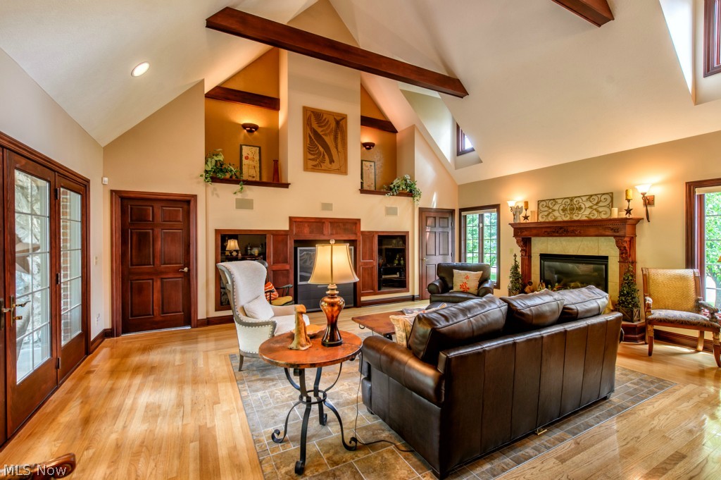 Saint James 03 - Residential