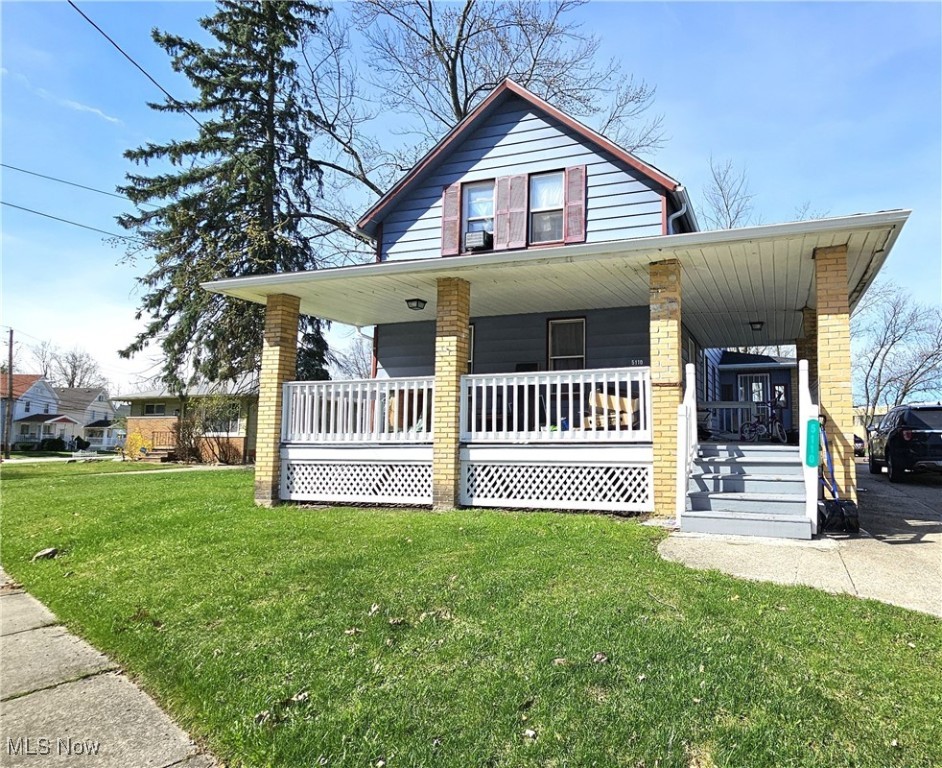 5110 Greenhurst Drive, Maple Heights, Ohio image 1